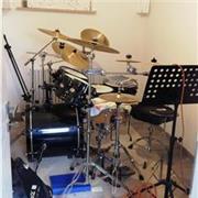 Batterista impartisce lezioni